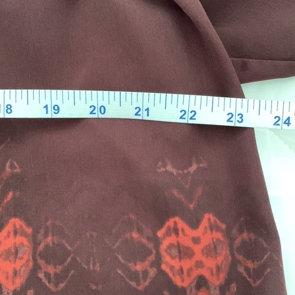 Lane Bryant Burgundy Cold Shoulder,Bell Sleeve Blouse w/Ombré. Size 22/24 - Picture 7 of 11